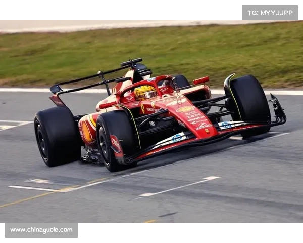 F1大奖赛赛道风云再起全球热议背后的技术与策略博弈 F1大奖赛赛道风云再起全球热议背后的技术与策略博弈