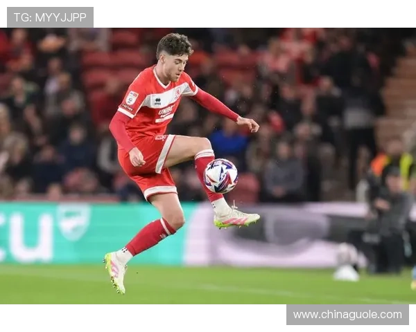 曼联今夏转会大洗牌三老将告别全力筹资冲击亿元级锋线核心目标顶